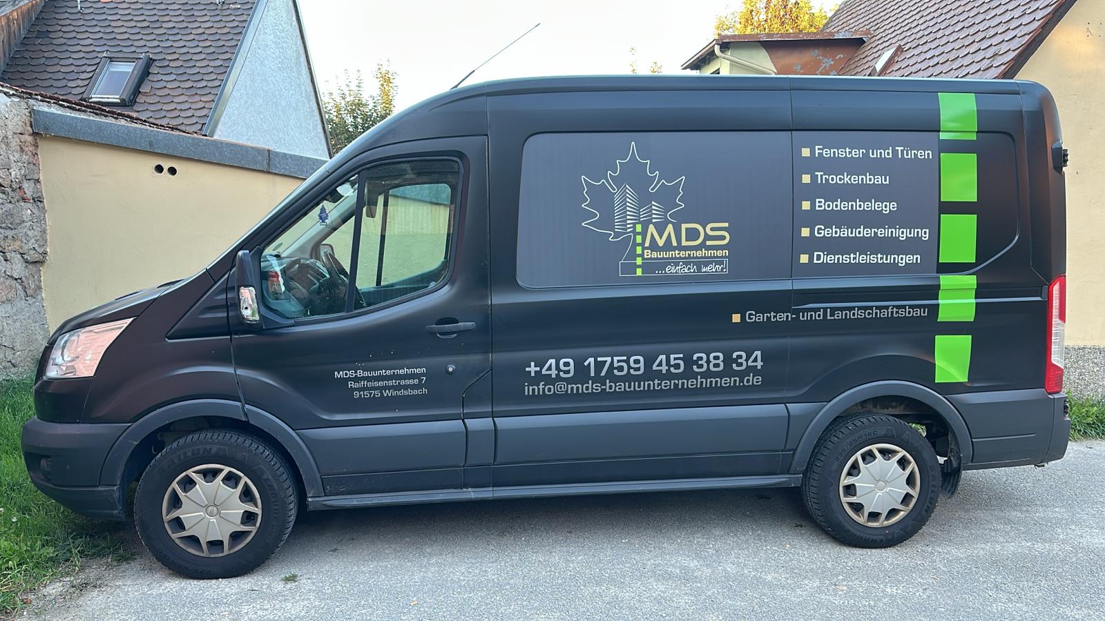 Vertrauen Sie auf Erfahrung welche überzeugt! Wir sind Ihr zuverlässiger Partner für hochwertige Bau- und Gebäudedienstleistungen. Unser Unternehmen vereint Kompetenzen aus Trockenbau, Gartenbau, Fenster & Türen und Gebäudereinigung – und bietet damit alle Leistungen aus einer Hand. Ob Renovierung, Neubau oder regelmäßige Objektpflege: Wir stehen für saubere Arbeit, transparente Kommunikation und termingerechte Ausführung. Mit einem Team aus erfahrenen Fachkräften setzen wir Projekte präzise und kundenorientiert um. Jede Baustelle wird sorgfältig geplant, jedes Detail fachgerecht umgesetzt. Unser Anspruch ist es, langlebige Ergebnisse zu schaffen, die sowohl funktional als auch optisch überzeugen. Was uns auszeichnet, sind Zuverlässigkeit, Qualität und Handschlag-Mentalität. Wir hören zu, beraten ehrlich und finden Lösungen, die genau zu Ihren Anforderungen passen. Durch moderne Techniken, hochwertige Materialien und effiziente Abläufe garantieren wir ein optimales Ergebnis – egal, ob im Innenausbau, in der Gartengestaltung, beim Fenster- und Türeneinbau oder in der Gebäudereinigung. Wir möchten für unsere Kunden mehr sein als nur ein Dienstleister – wir möchten ein Partner sein, dem man vertrauen kann. Langjährige Zusammenarbeit mit Architekten, Planern und Fachingenieuren Umgang mit komplexen Bauanforderungen & Sonderlösungen Modernste Baugeräte und digital unterstützte Bauprozesse Ständige Weiterbildung unseres Teams für neueste Bau- und Umweltstandards